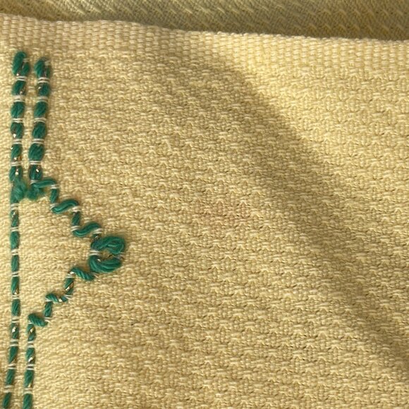 Huck Napkins (4) Hand towel (1) Set VTG Yellow Green Blue Embroidery Crafting Up - Picture 6 of 7